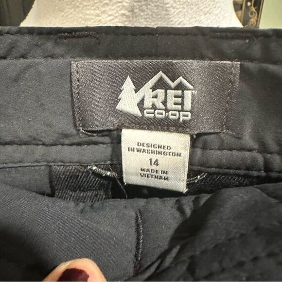REI Co-op Dark Gray Hiking Shorts Size 14 - Picture 10 of 10